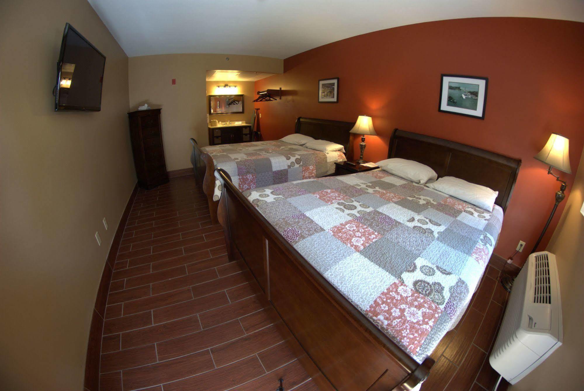 Put-In-Bay Victory Station Hotel Luaran gambar