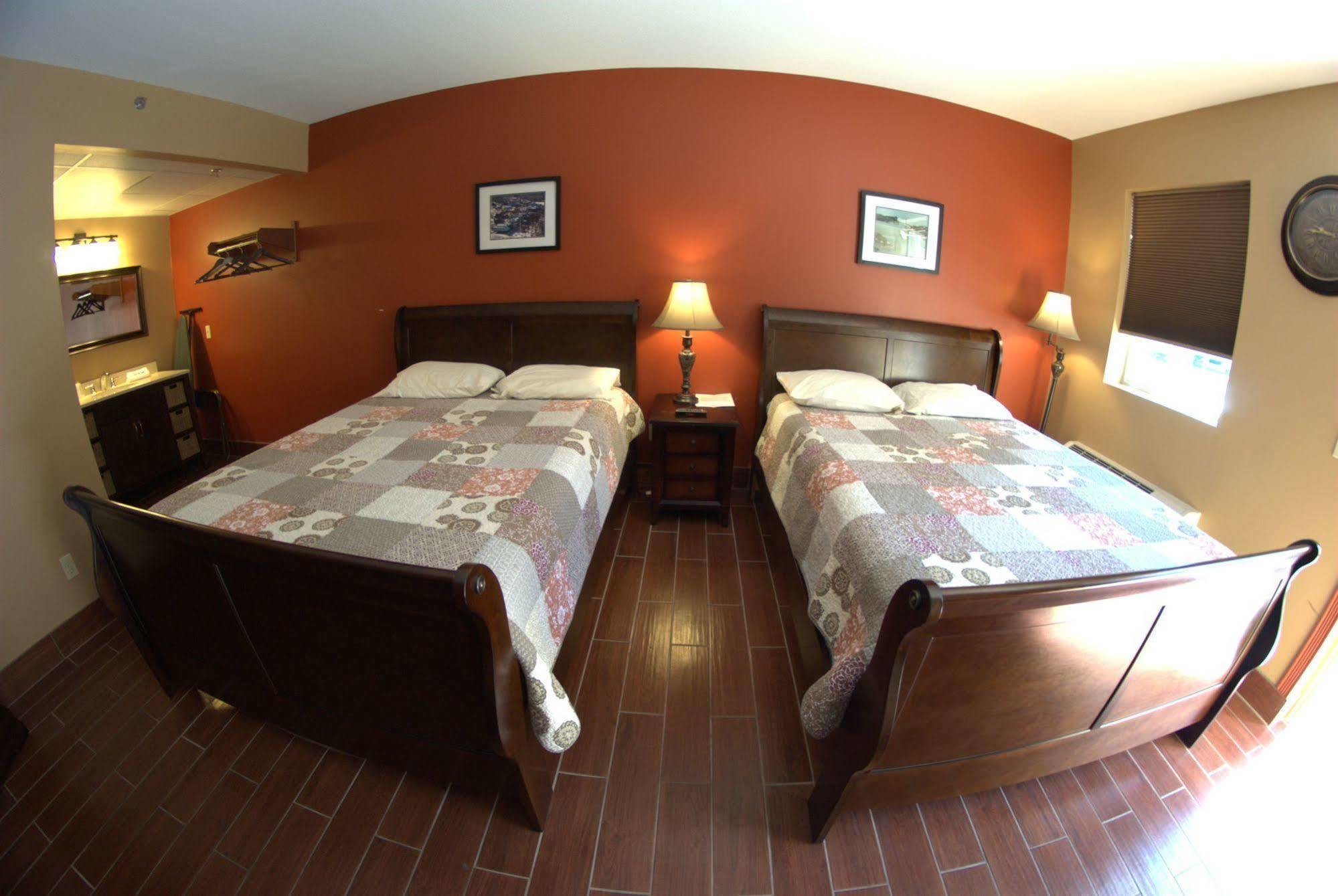 Put-In-Bay Victory Station Hotel Luaran gambar
